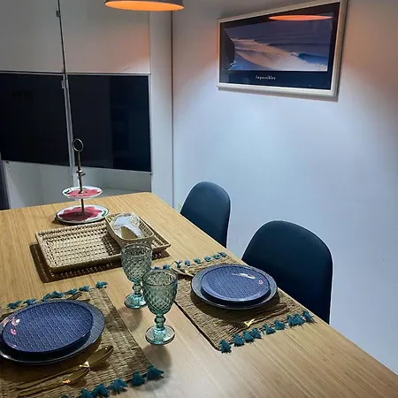 Sao Joao Lounge דירה